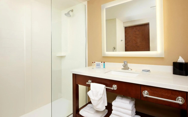 Hawthorn Suites by Wyndham Bridgeport/Clarksburg