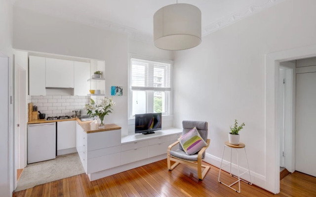 My Sydney Apartment Elizabeth Bay by Kate