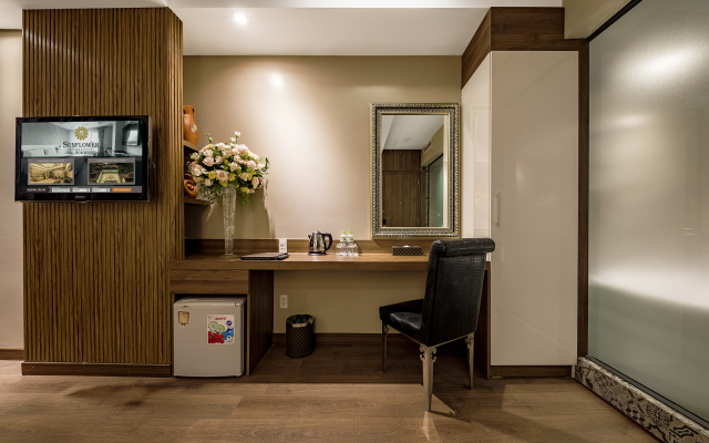 Sunflower Luxury Hotel