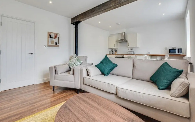 Host Stay Canalside Lofts Apartment