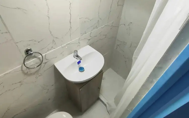 EM3-2G Apartamento de 4 hab Con AA WIFI