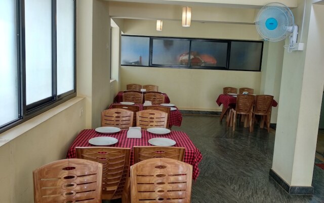 Betelnut Inn Mrkt by SPLENOR