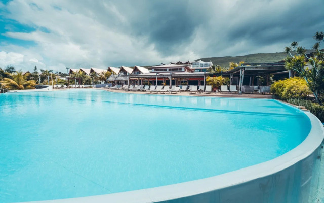 Akoya Hotel & Spa