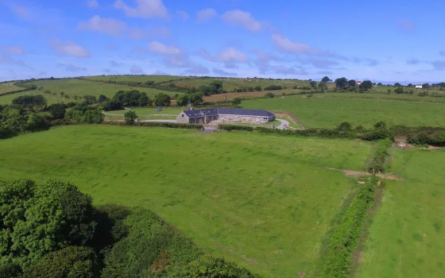 Holiday Home Deri'r Mynach