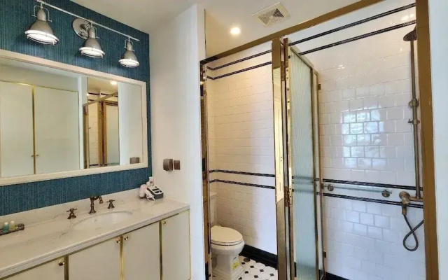 Luxury 1 Bedroom condo CloseToBeach G411