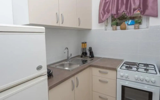 Cozy Seaview Retreat A & M Apartments