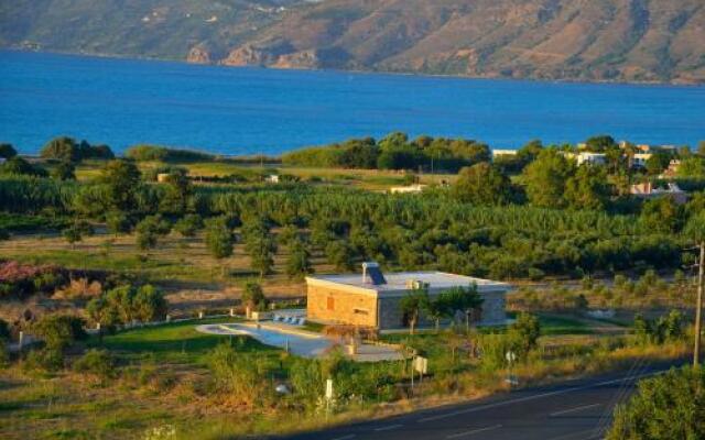Iridanos Villa