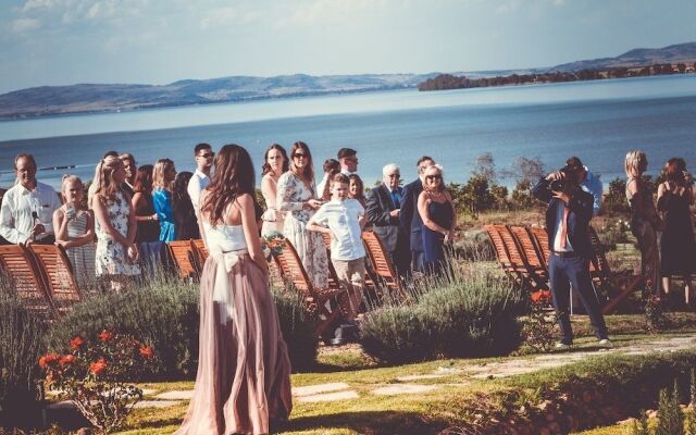 R'new Pecan Farm & Wellness Centre