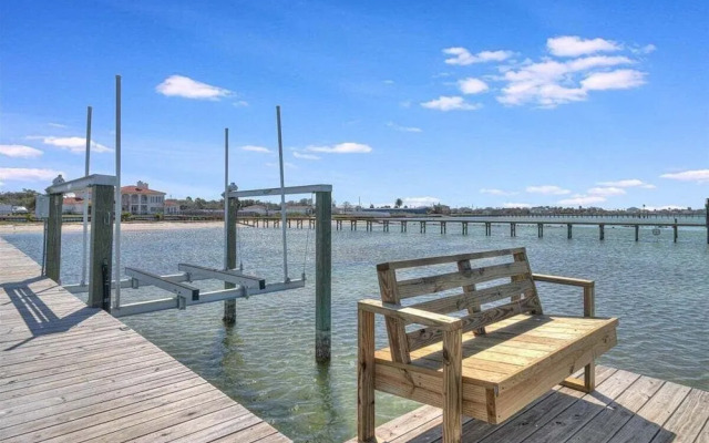 Tranquil Waters 8 Bedroom Home