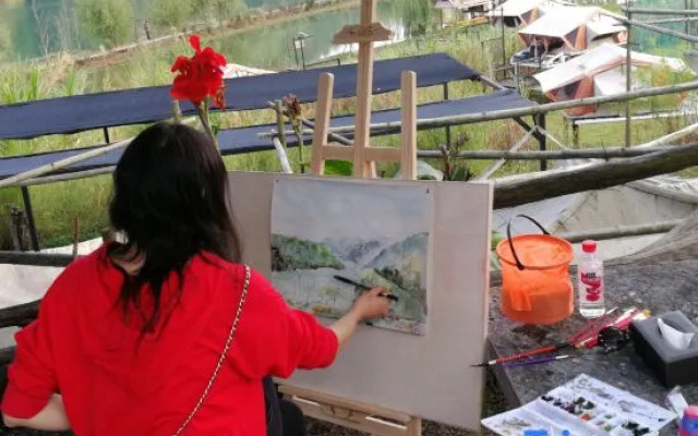 Red River Valley Hot Spring Resort Mile