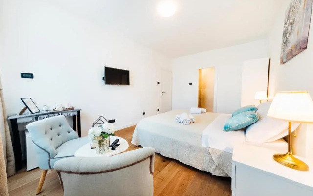 The Harmony Rooms Split