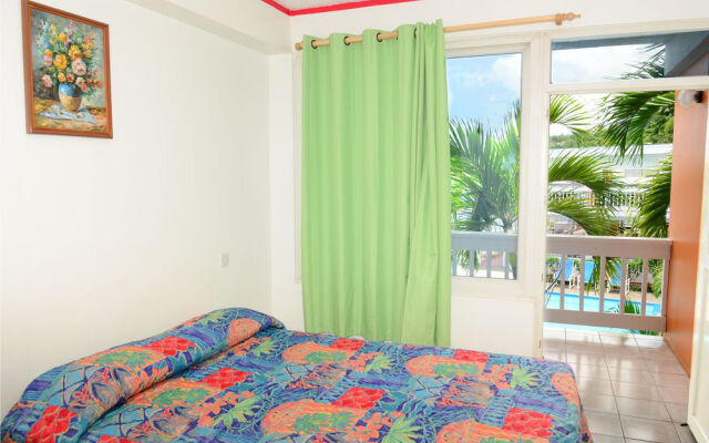 Anchorage Hotel & Dive Center