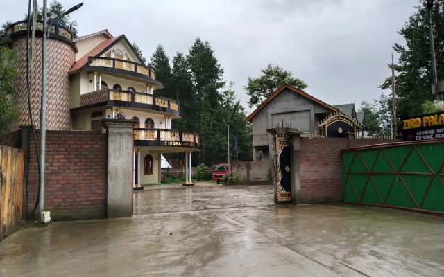 Ziro Palace Inn