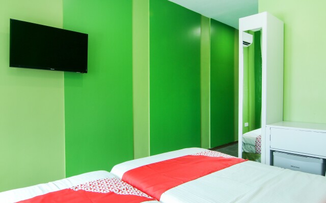 OYO 89848 Link Boutique Hotel