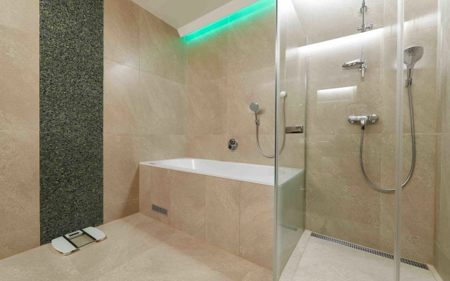 HiLight Suites Hotel