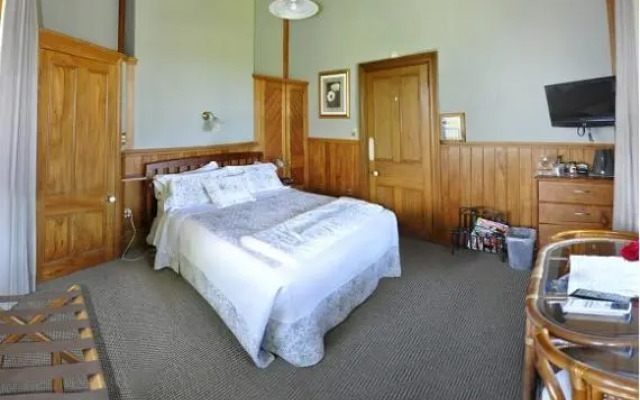 Villa Heights Bed and Breakfast