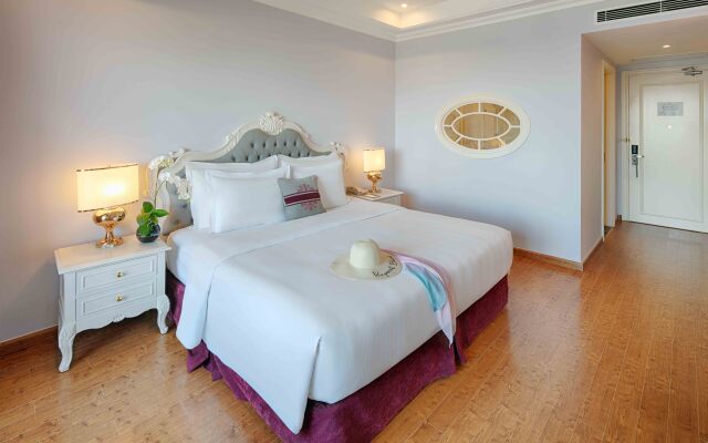 Nha Trang Marriott Resort & Spa, Hon Tre Island