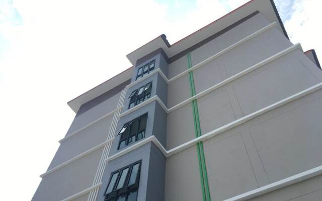 Sutharnlai Apartment