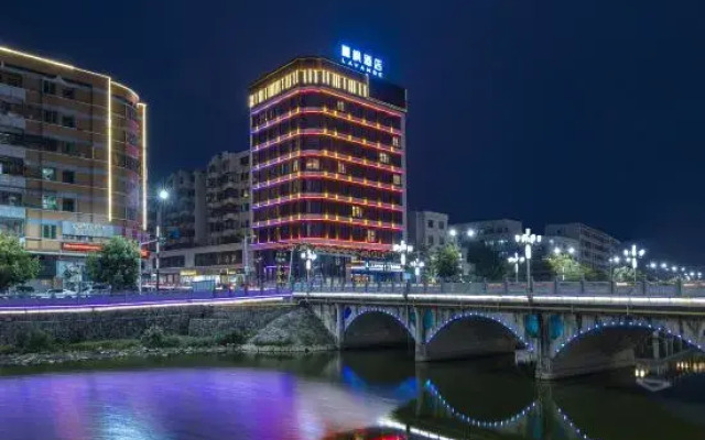Lavande Hotel (Shanwei Lufeng Branch)