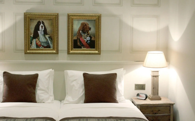 The Grafton Arms Pub & Rooms