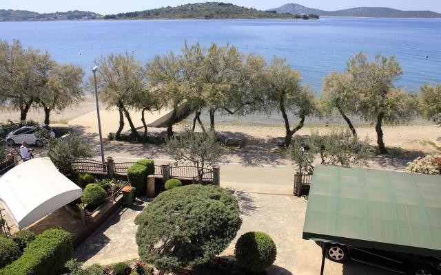 Zdenka - 10 m From the Beach - A1