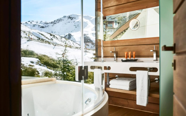 El Lodge Ski and Spa