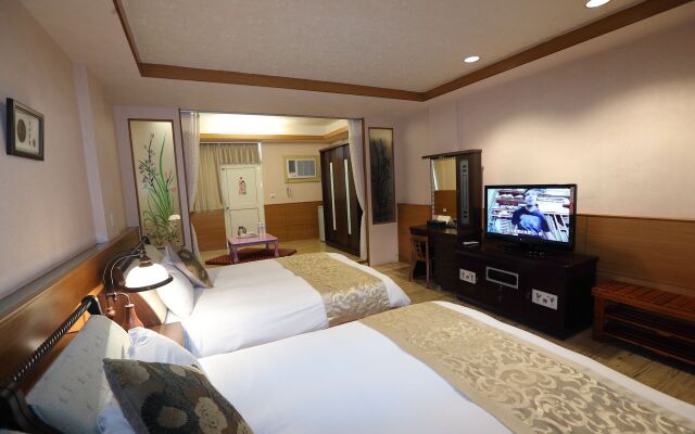First Place B&B - Hualien Railway Station