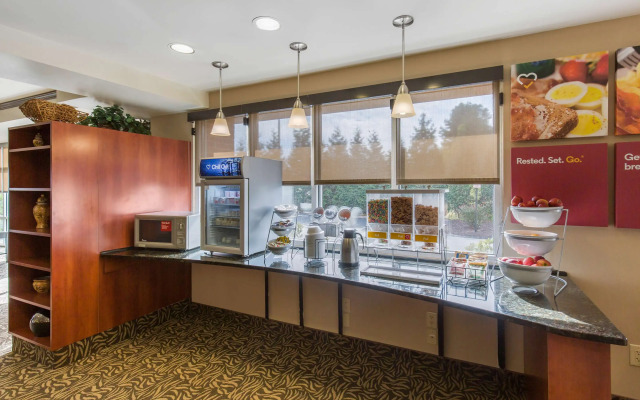 Comfort Suites Seaford