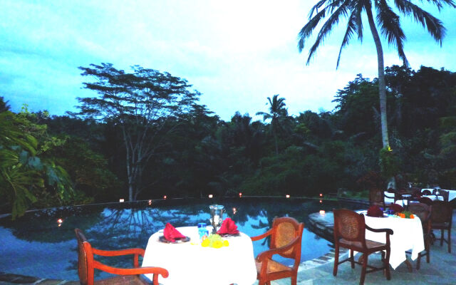 Villa Semana Resort & Spa