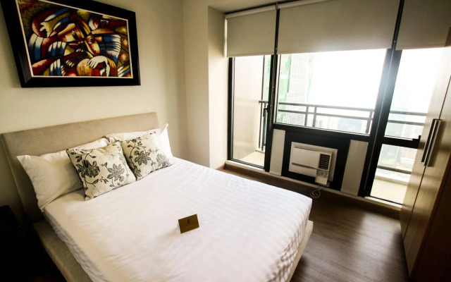 SIGLO SUITES @ The Gramercy Residences
