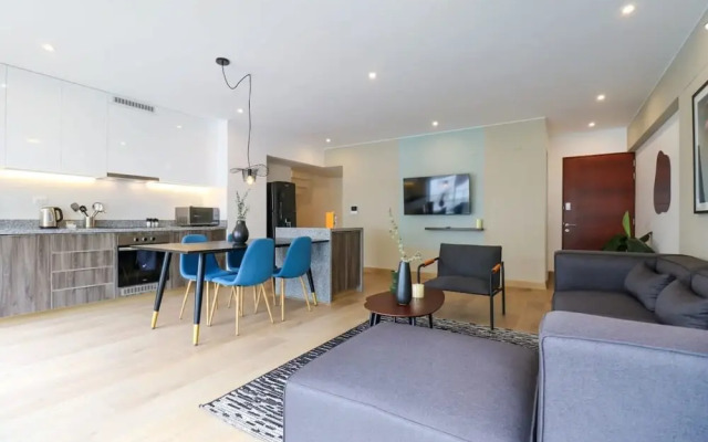 w 2BR Duplex in Miraflores Near Larcomar