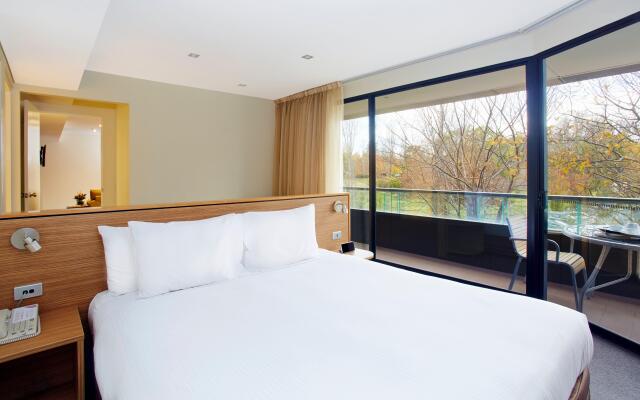 Crowne Plaza Canberra by IHG