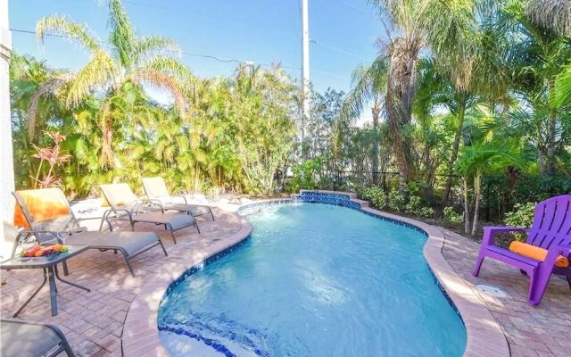 AM I Dreamin Apartment 3