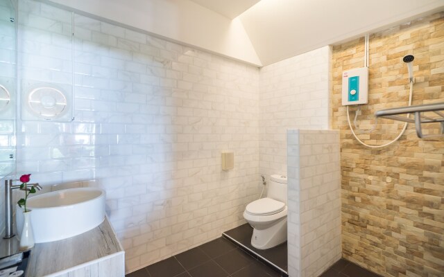 Kaw Kwang Beach Resort