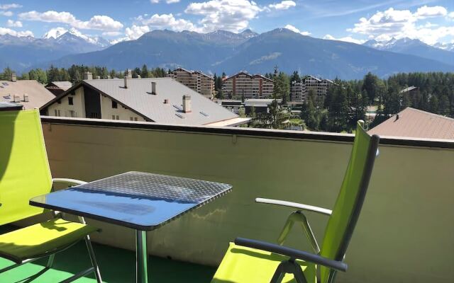 L’Eperon Center Crans wonderful view