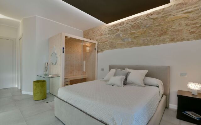 Amnis Suites