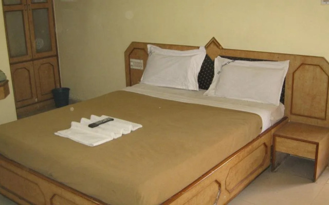 Sri Nandini Lodge
