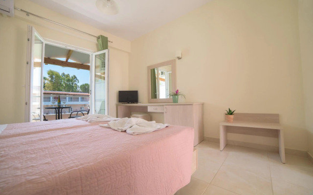 Alkyon Beach Hotel