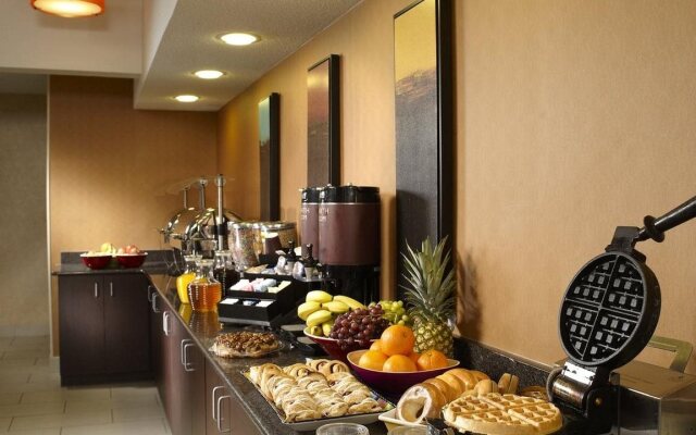 Residence Inn by Marriott Vancouver Downtown