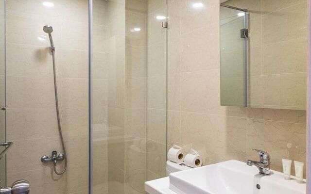 Luxy Park Hotel & Apartments-City Centre