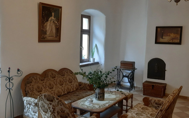 Zajazd Pod Zlotym Gryfem