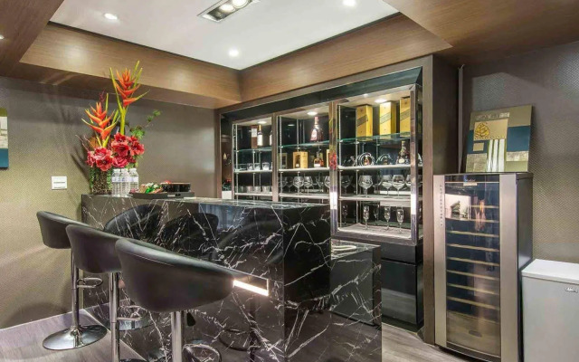 Royal Rose Hotel Zhongshan