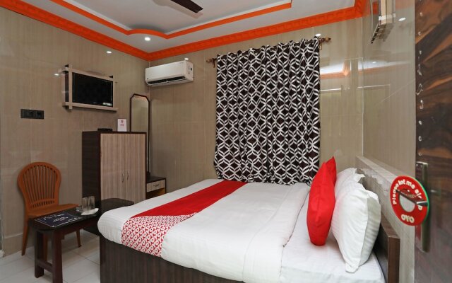 OYO 14868 Hotel Priyadarshini