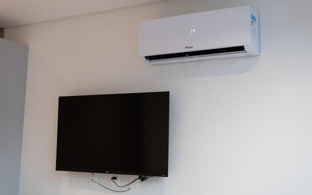 Rooftop #704 - Suíte em Boa Viagem por Carpediem