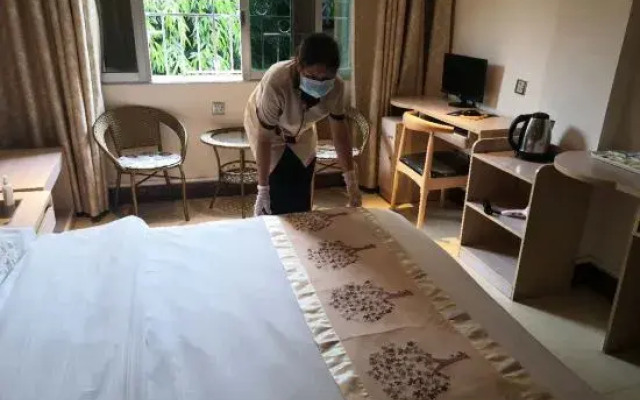 Lingshan Huanyu convenient hotel