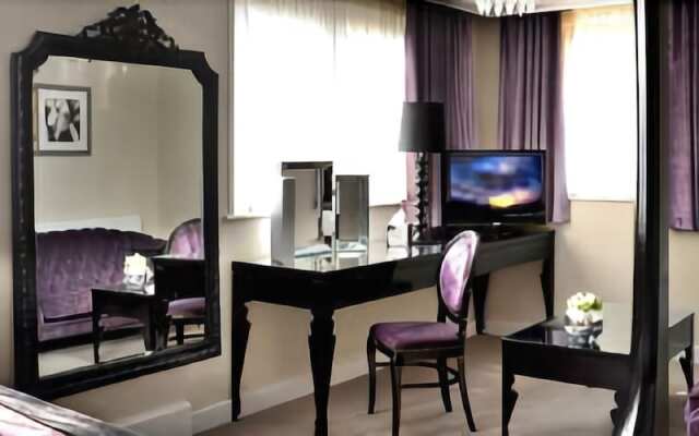 Oakwood House Hotel