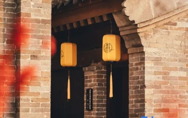 Luoyang Wanjin Hotel (Luoqi Ancient City Yingtianmen Scenic Area)