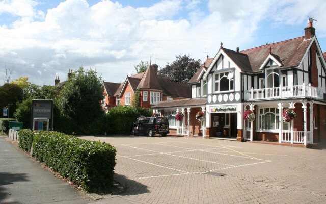 Gatwick Belmont Hotel