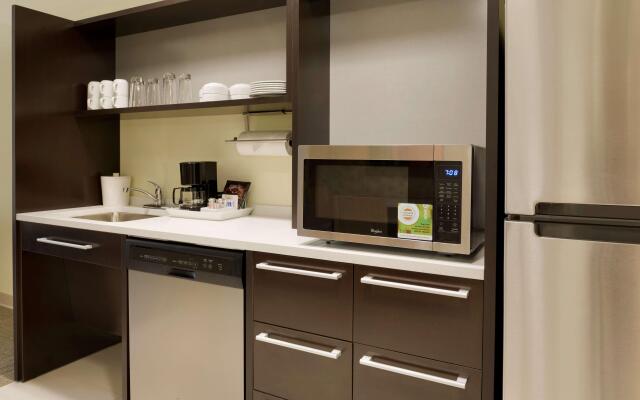 Home2 Suites by Hilton La Crosse