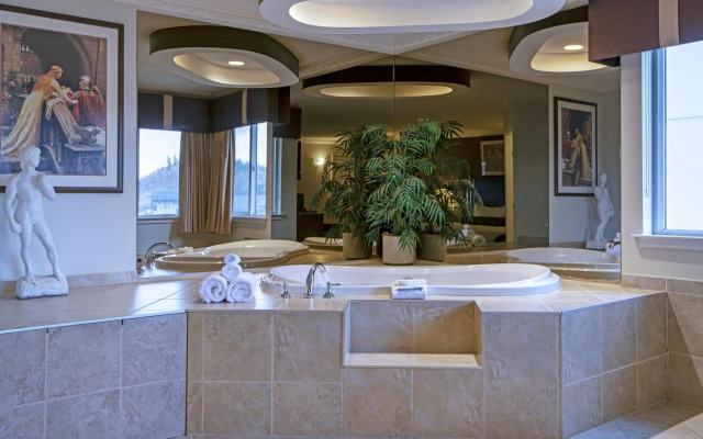 Travelodge by Wyndham Kamloops Mountview